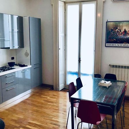 Bocconi Apartment Мілан Екстер'єр фото